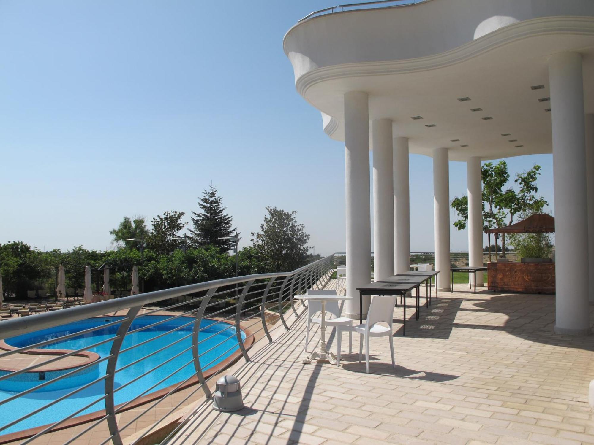 Gran Paradiso Hotel Spa 圣乔瓦尼·罗通多 外观 照片